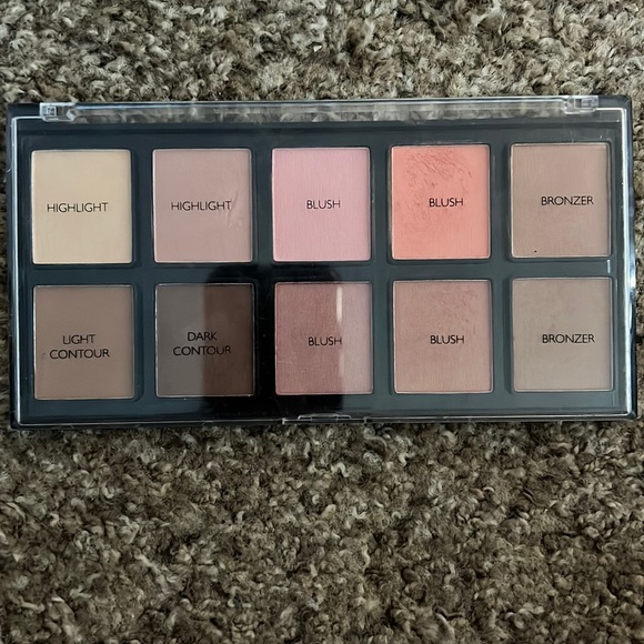 Other - Brand new makeup pallet